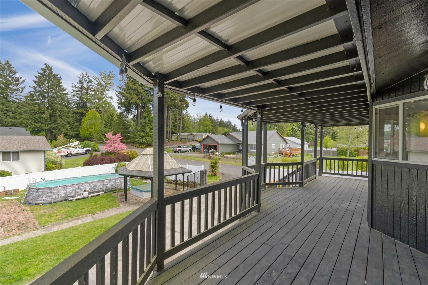 Property Photo:  300 Beacon Hill Drive  WA 98632 