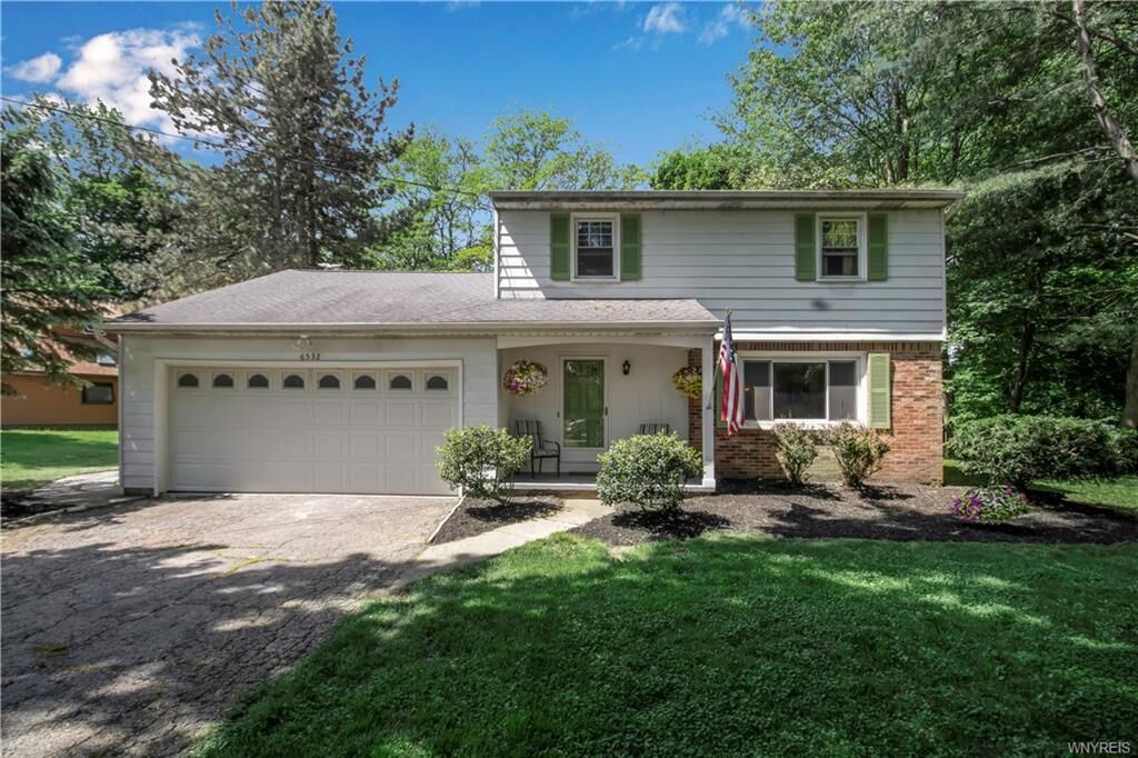 Property Photo:  6532 Stevens Road  NY 14075