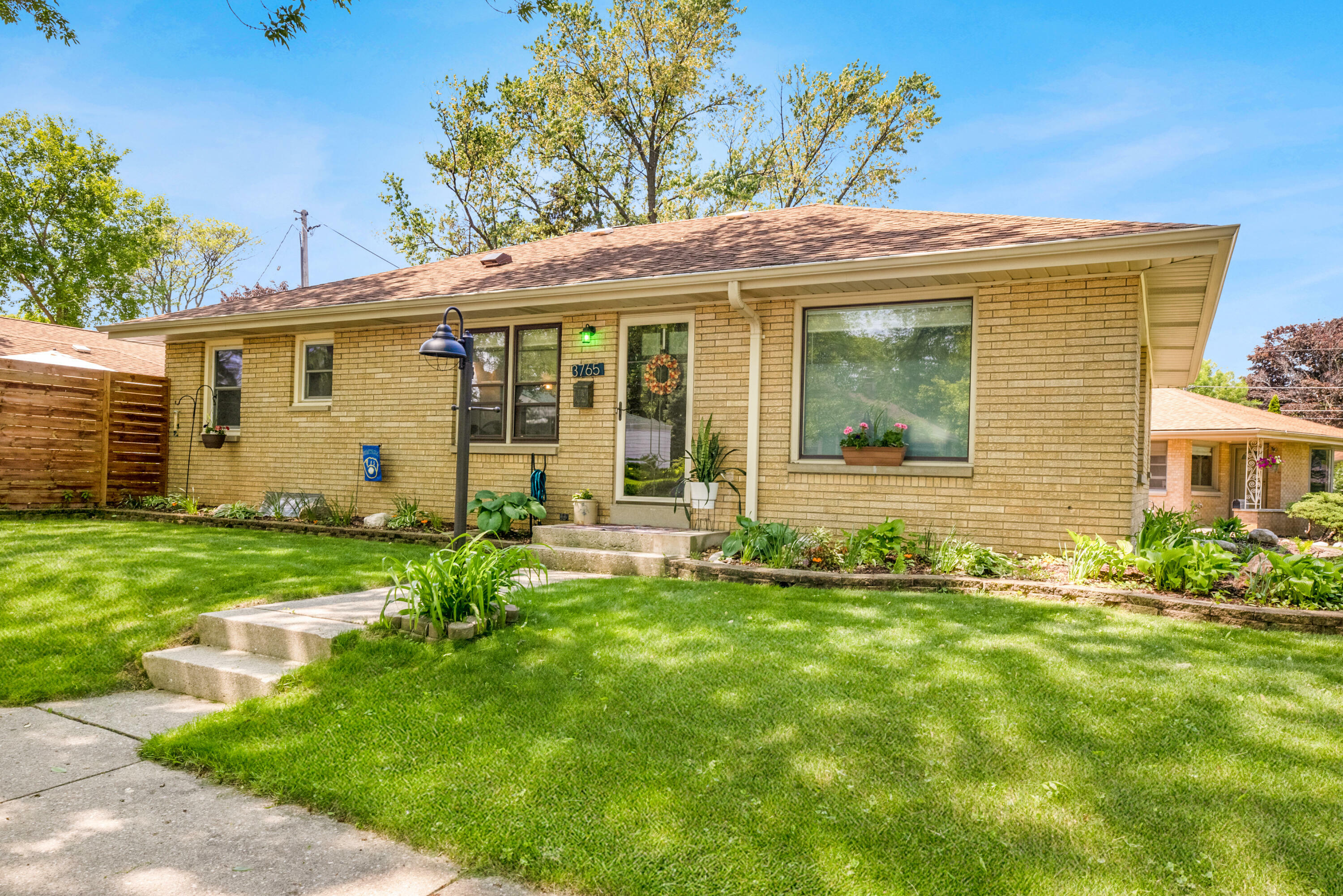 Property Photo:  3765 S Griffin Ave  WI 53207 