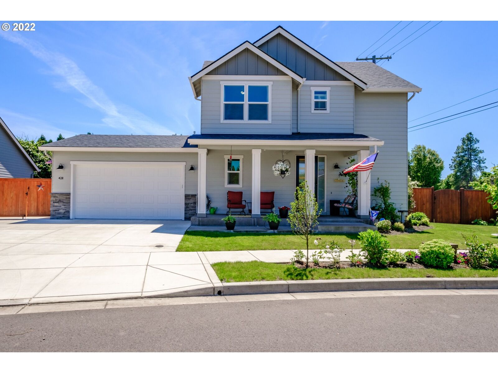 Property Photo:  4211 Horace St  OR 97478 