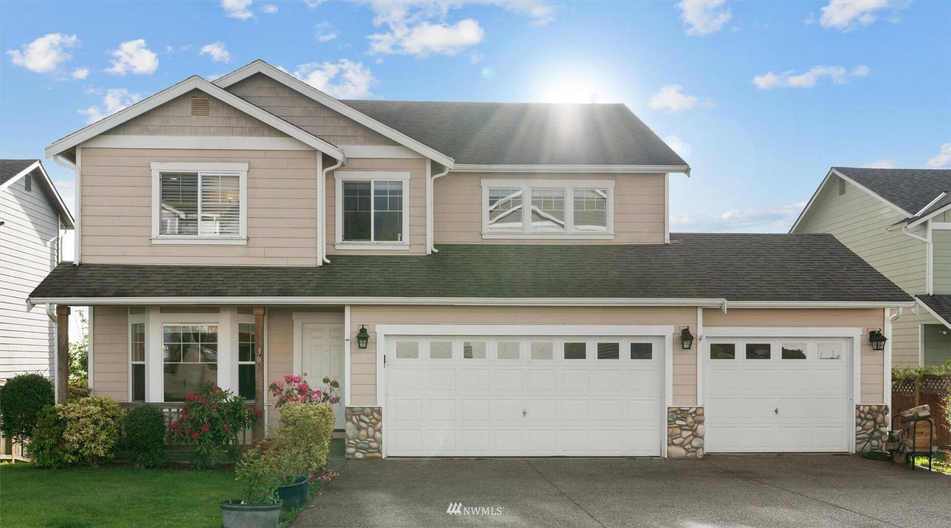 Property Photo:  30 79th Drive NE  WA 98258 