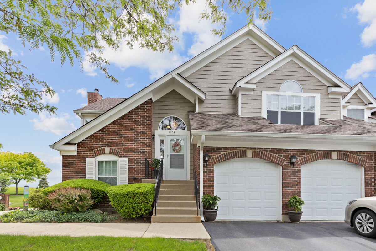 Property Photo:  1154 Saint Andrews Court  IL 60102 