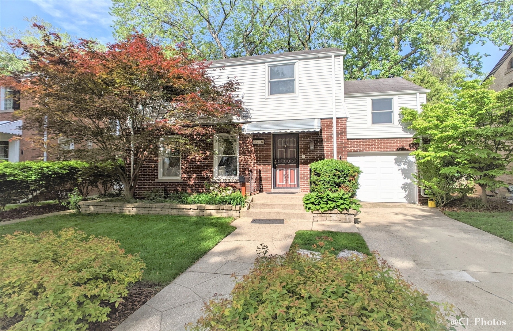 Property Photo: 8238 Keystone Avenue IL 60076