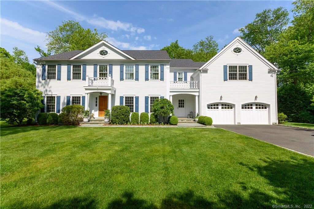 Property Photo:  312 Noroton Avenue  CT 06820 