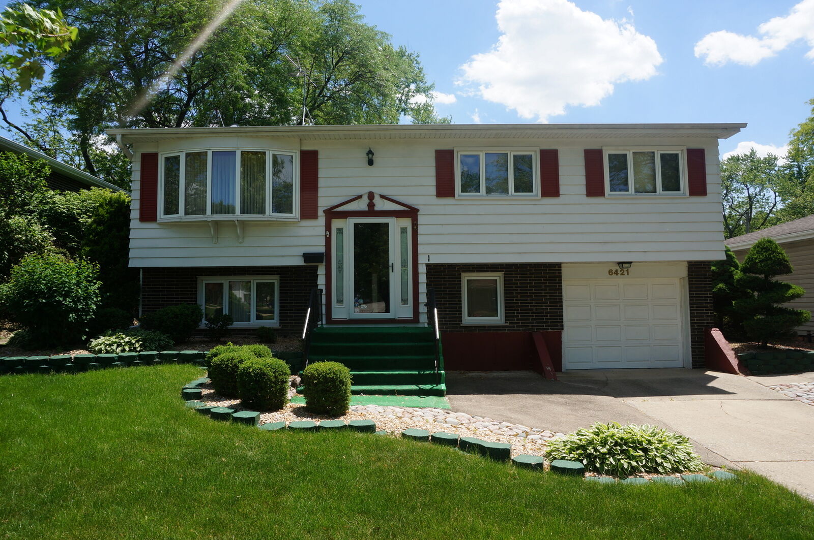 Property Photo: 6421 Terrace Drive IL 60477