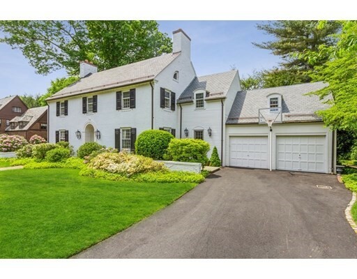 Property Photo: 5 Monmouth Road MA 01609