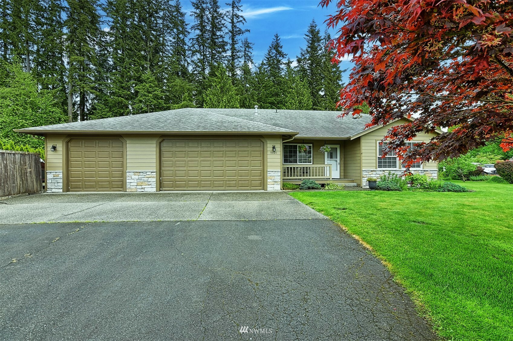 Property Photo:  5021 257th Street NE  WA 98223 