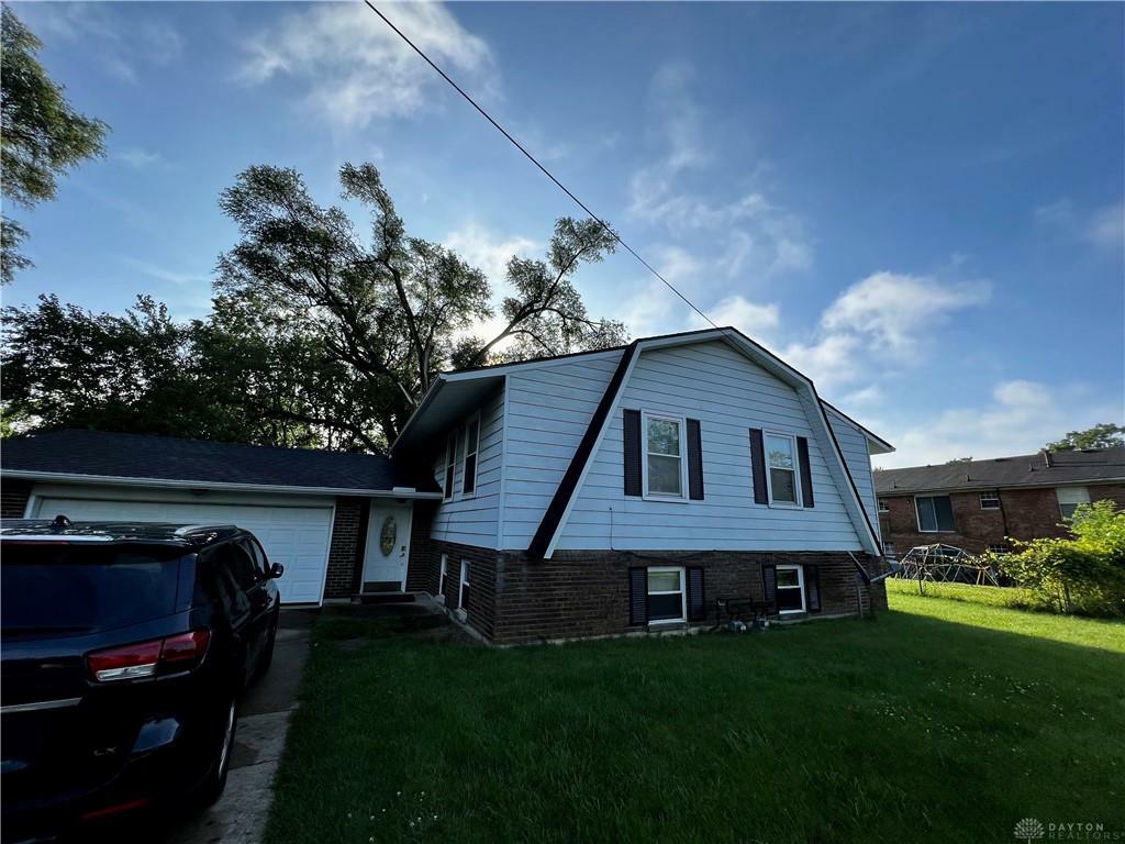 Property Photo:  882 S Linden Avenue  OH 45342 