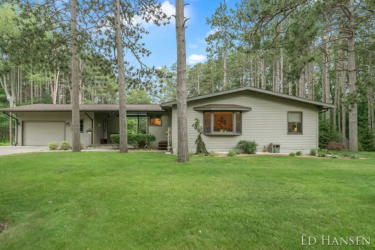 Property Photo:  5581 Myers Lake Avenue NE  MI 49306 