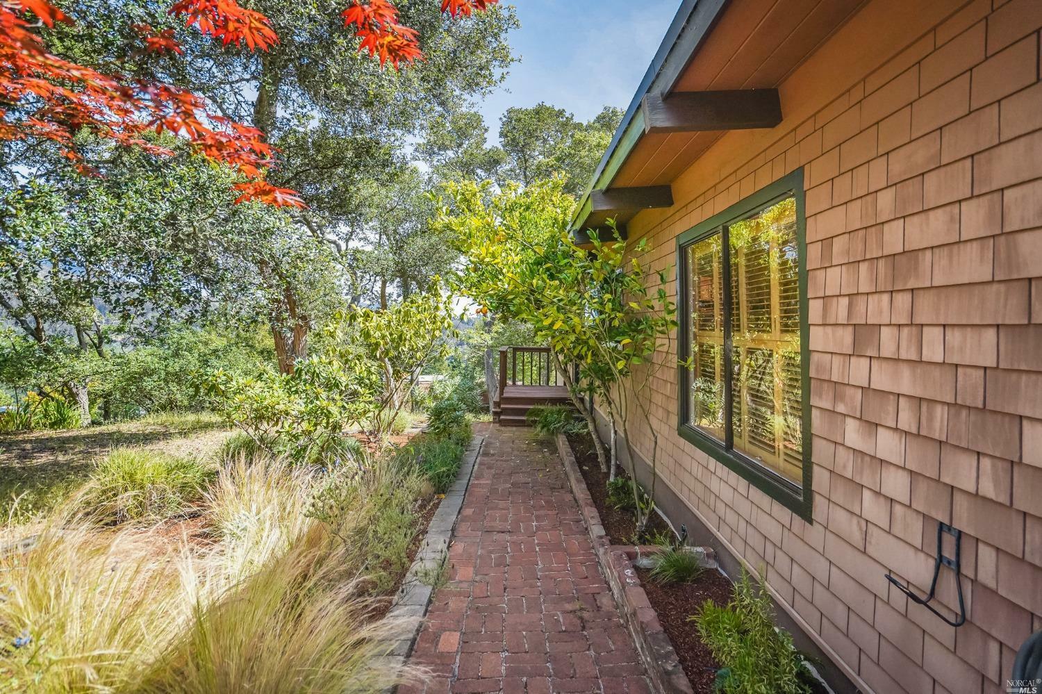 Property Photo: 816 Spring Drive CA 94941