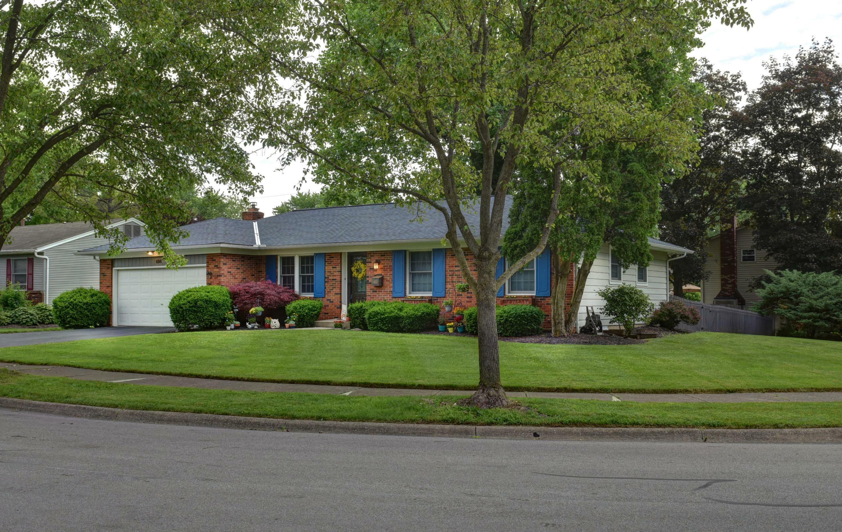 698 Granby W Place  Westerville OH 43081 photo