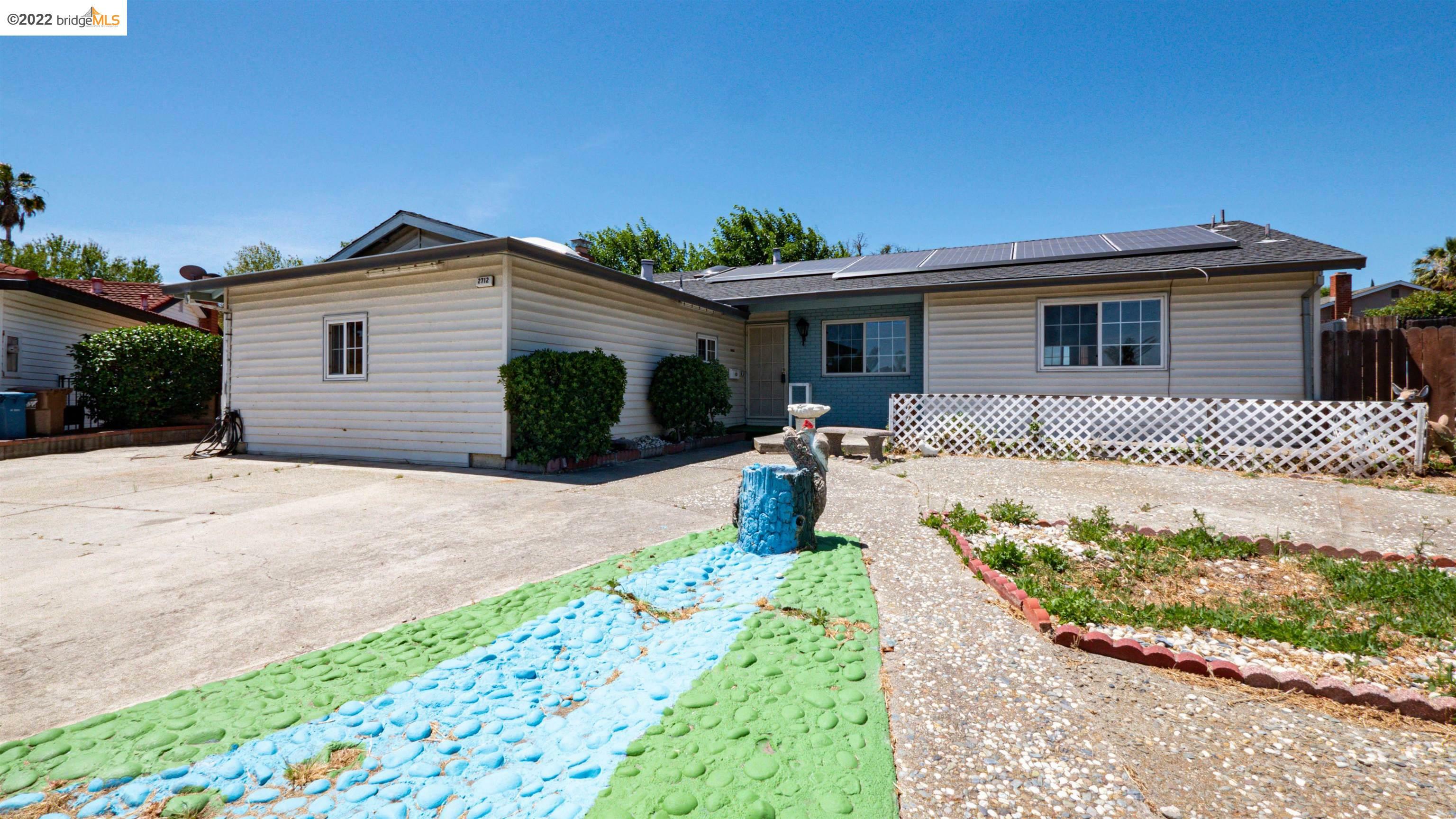 Property Photo: 2712 Balboa Ct CA 94509