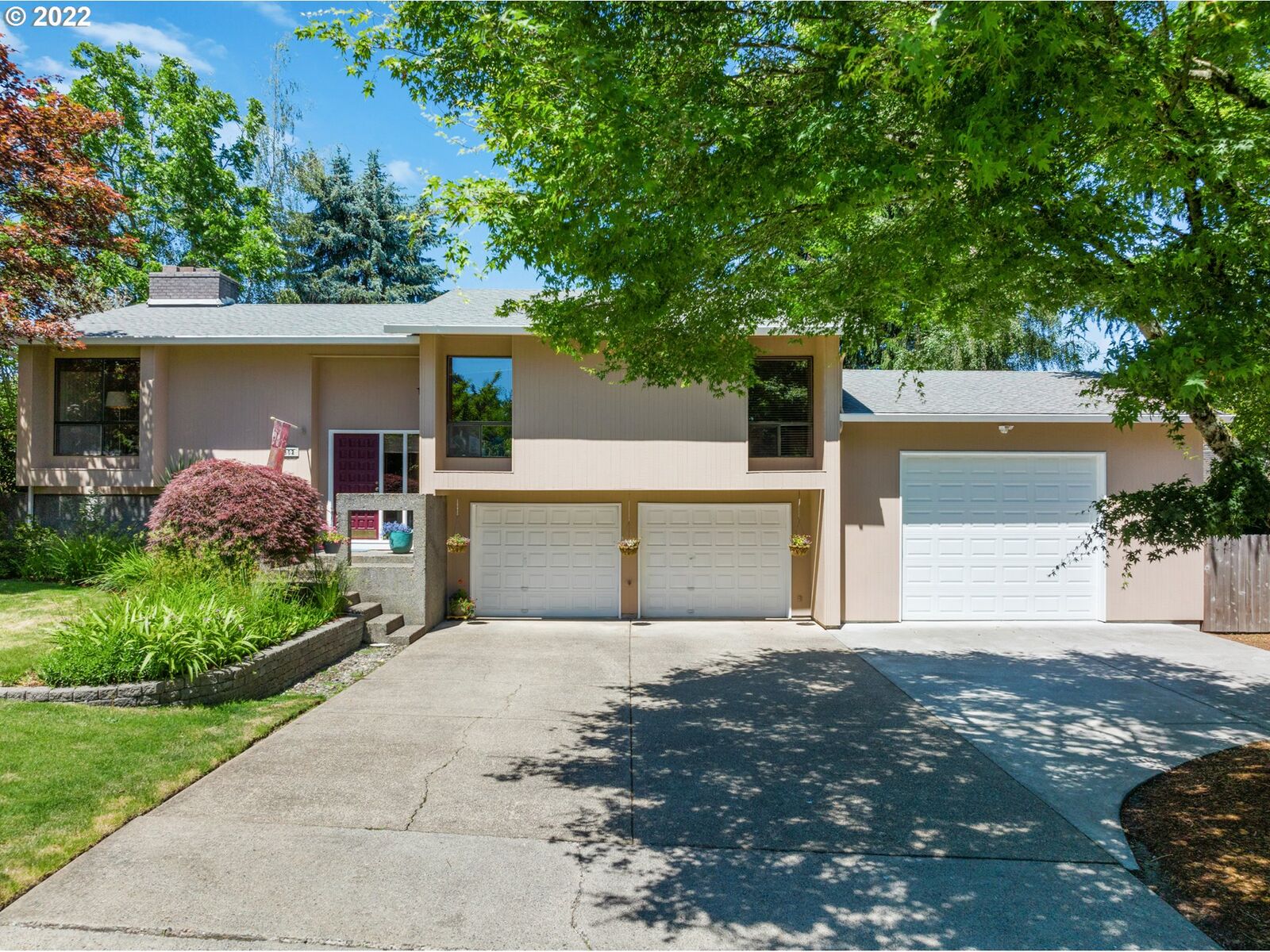 Property Photo:  302 NW 88th St  WA 98665 