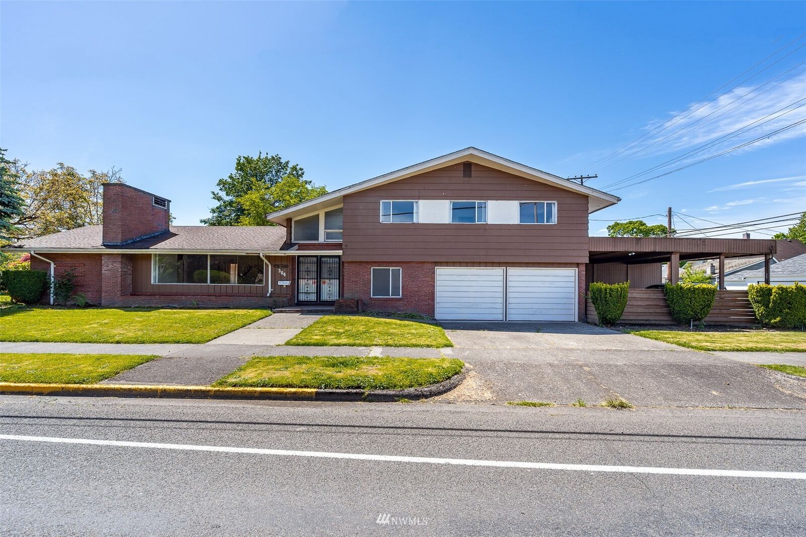 Property Photo: 304 W 1st WA 98531