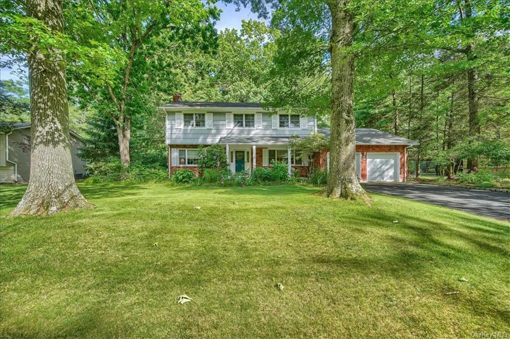 Property Photo:  8 Sterling Forest Lane  NY 10901 