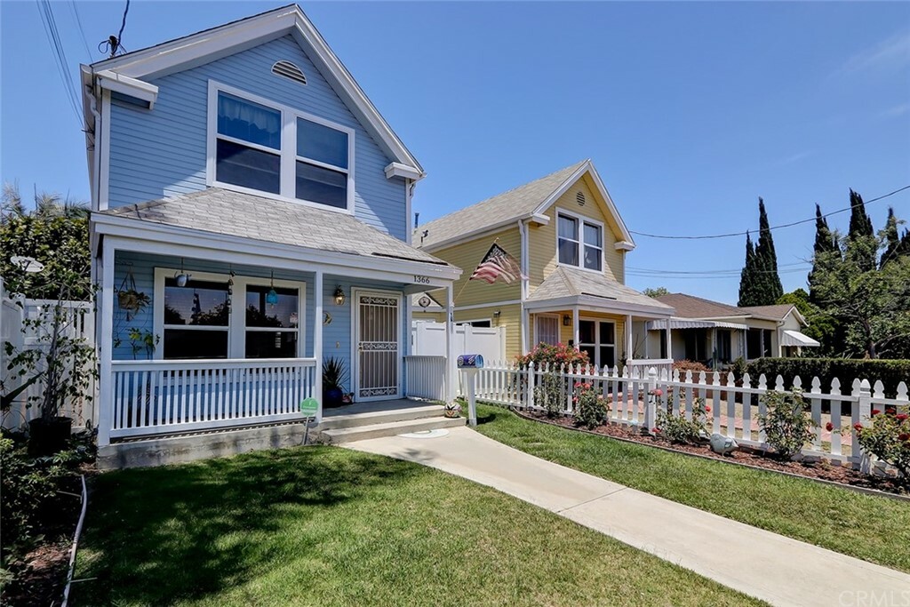 Property Photo:  1366 W 2nd Street  CA 90732 