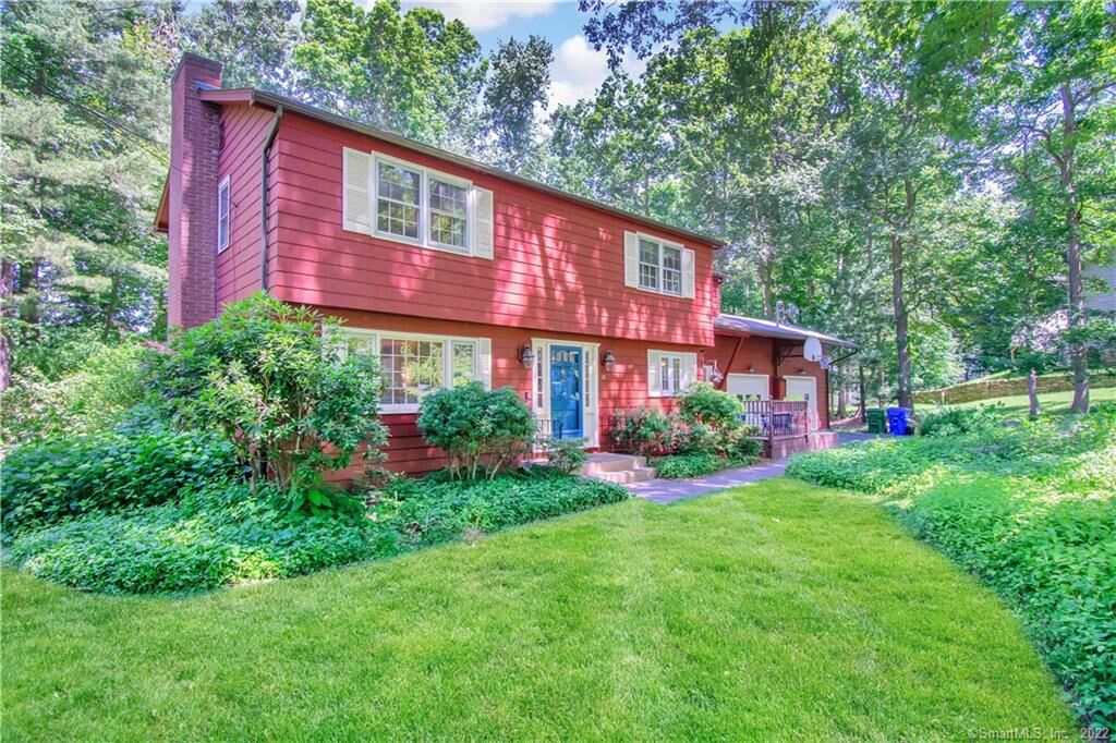 Property Photo: 21 Briarwood Drive CT 06033