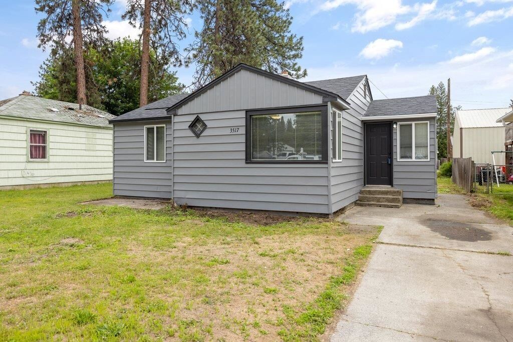 Property Photo: 3517 W Wellesley Ave WA 99205