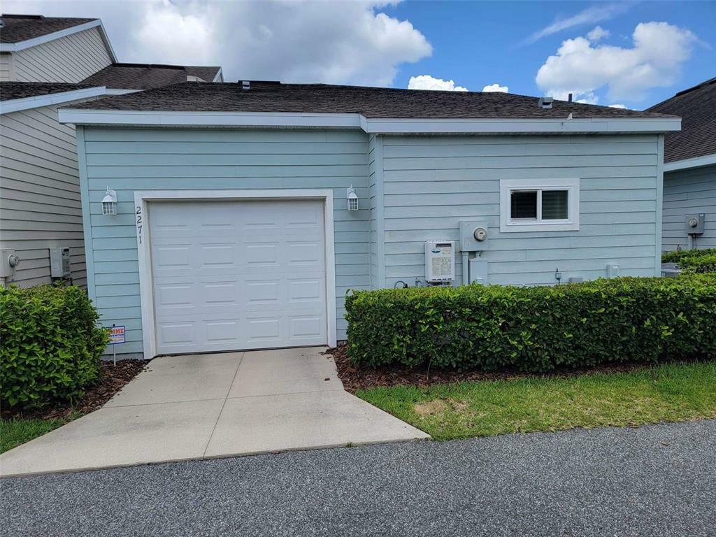 Property Photo:  2271 NW 52nd Place  FL 32605 