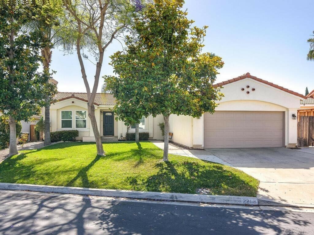 Property Photo: 2208 Dante CA 92084