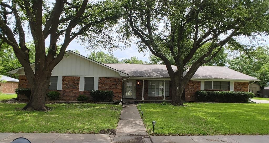 Property Photo: 3918 Kazak Street TX 75041