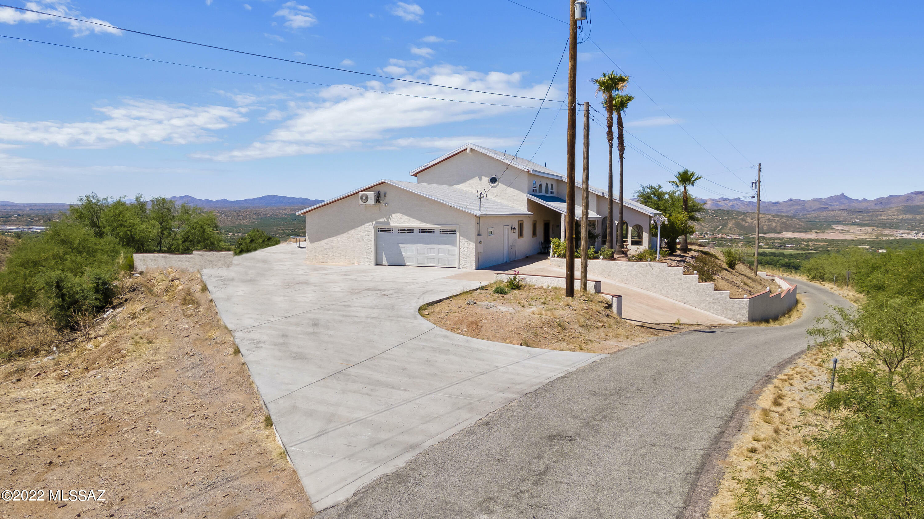 Property Photo:  333 Valley View Drive  AZ 85648 