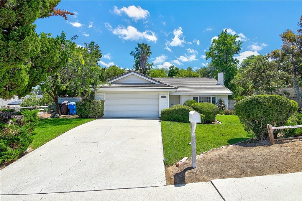 Property Photo:  6090 Promontory Lane  CA 92506 