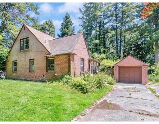 Property Photo: 1 Nokomis Rd MA 01095
