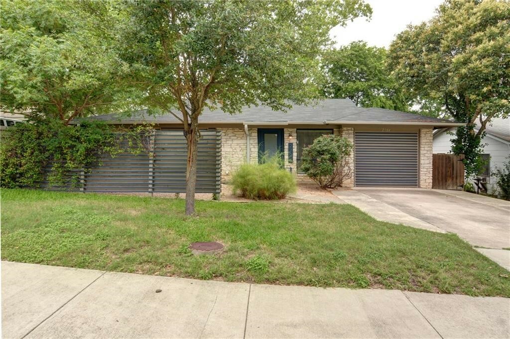 Property Photo:  2704 East Side Drive  TX 78704 