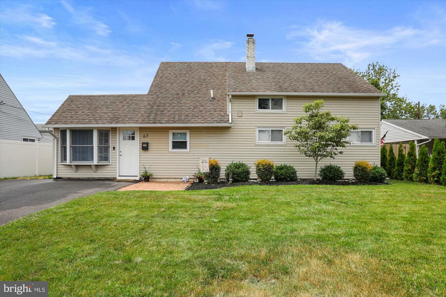 Property Photo:  67 Neptune Lane  PA 19054 