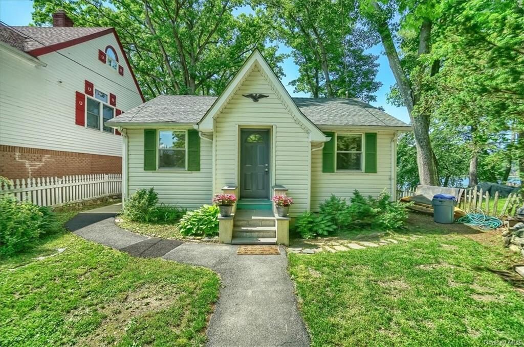 Property Photo: 16 Point Drive S NY 10537