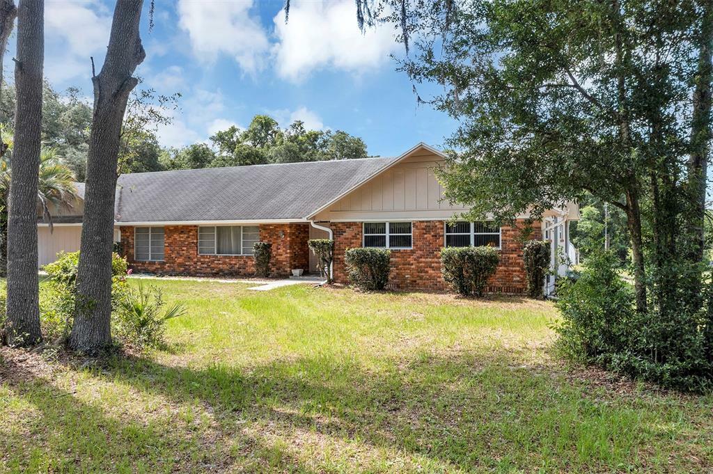 Property Photo:  1500 W French Avenue  FL 32763 