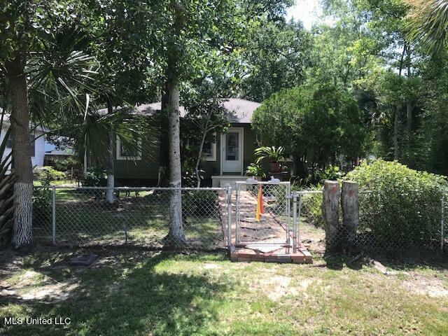 166 Violet Street  Biloxi MS 39531 photo