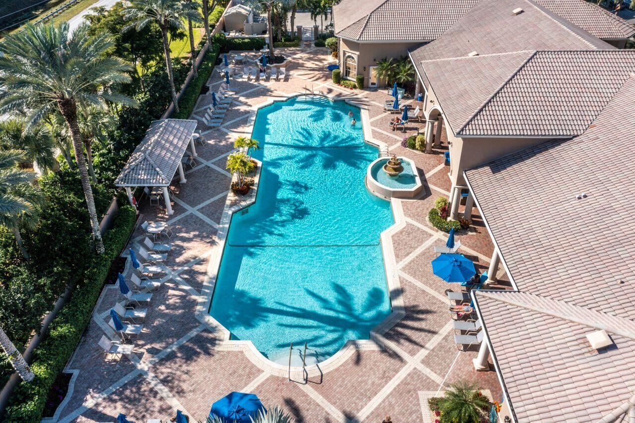 Property Photo:  7203 Via Genova  FL 33446 