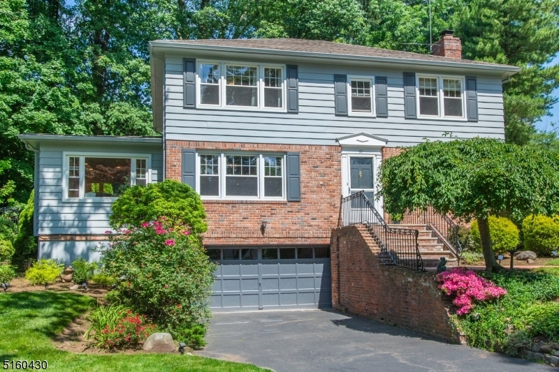 Property Photo: 27 Colony Dr E NJ 07052