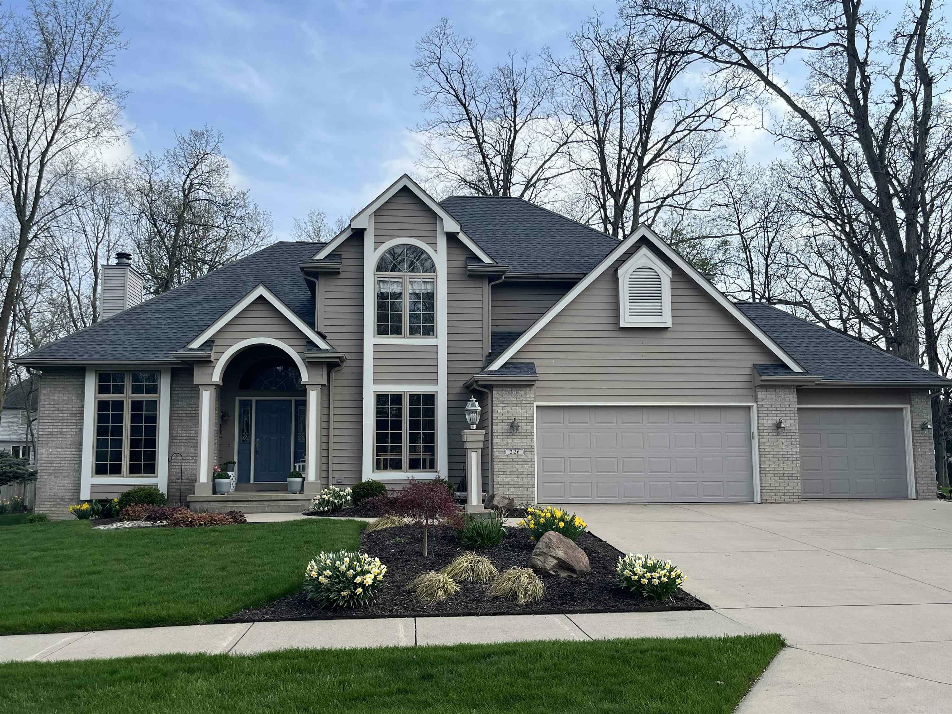 Property Photo: 226 Troon Way IN 46845-1199