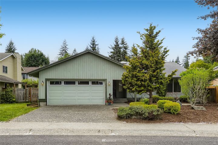 Property Photo:  14013 81st Place NE  WA 98034