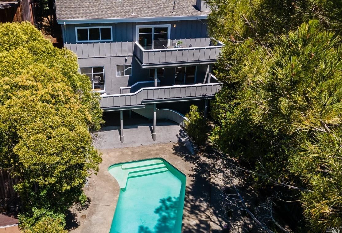 Property Photo: 19 Savannah Avenue CA 94960