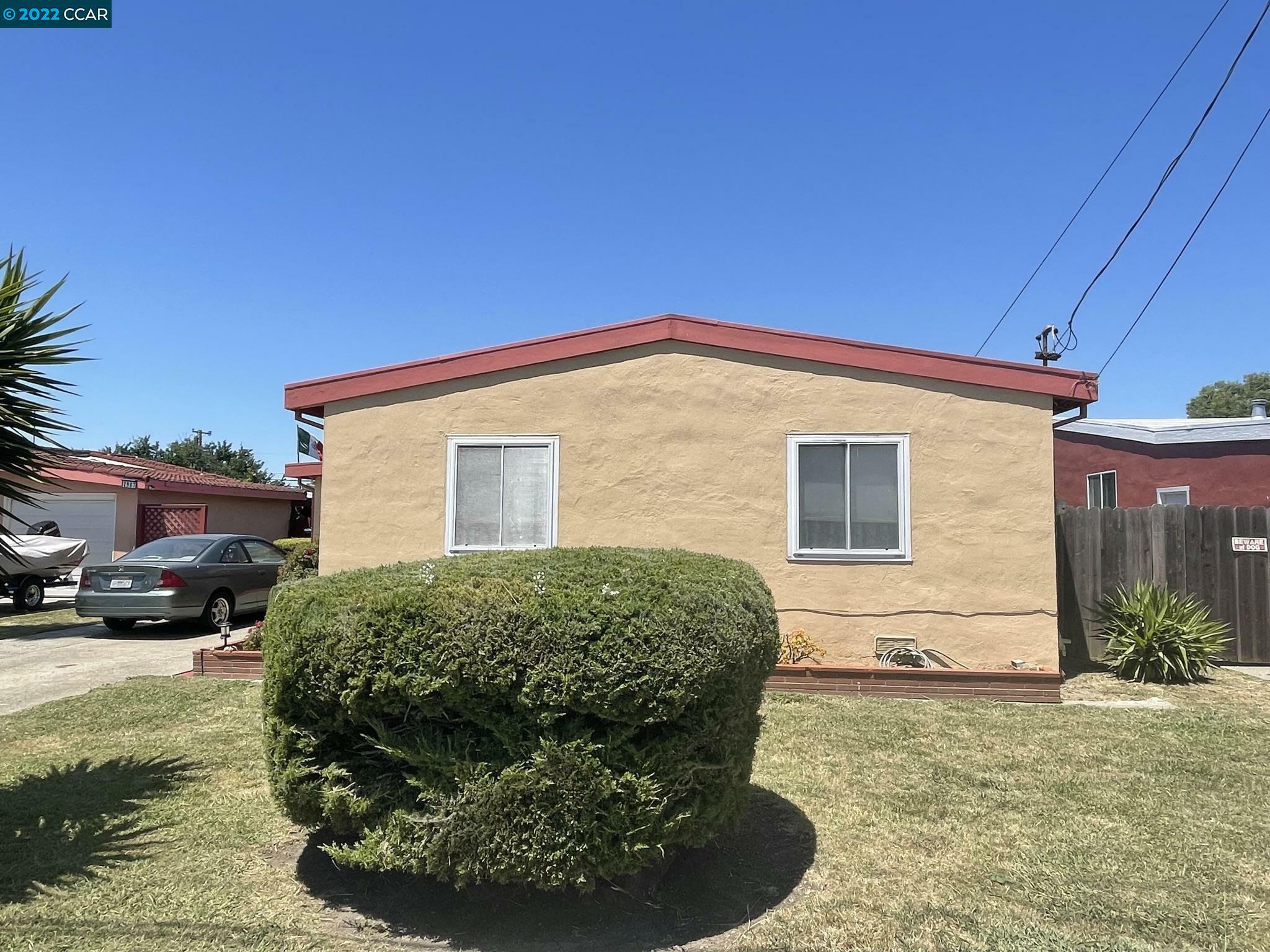 Property Photo:  2989 20th St  CA 94806 