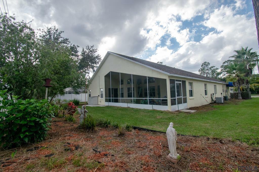 Property Photo:  6 Emerson Drive  FL 32164 