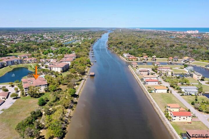 Property Photo:  115 Riverview Bend 2124  FL 32137 