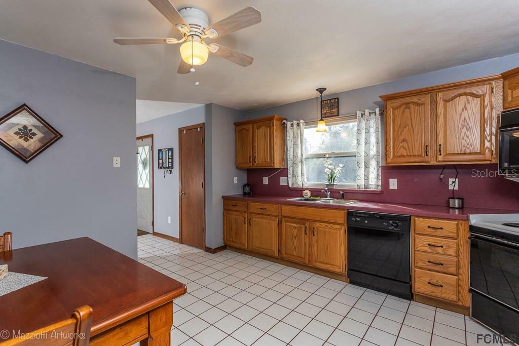 Property Photo:  97 Zephyr Lily Trail  FL 32164 