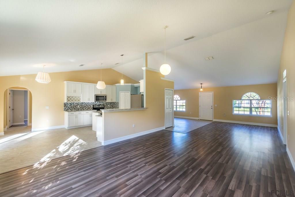 Property Photo: 32 Ryder Drive FL 32164