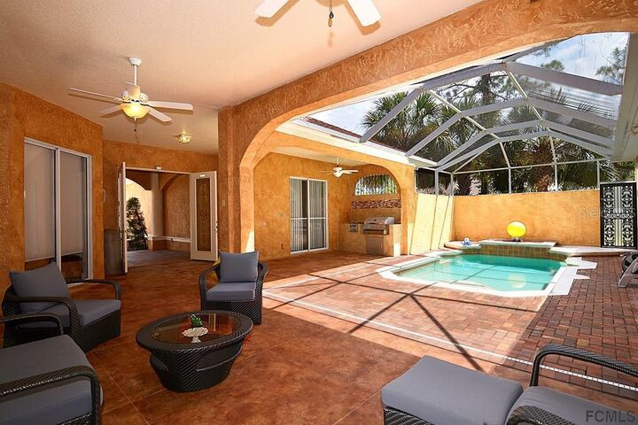 Property Photo:  36 Rolling Fern Drive  FL 32164 