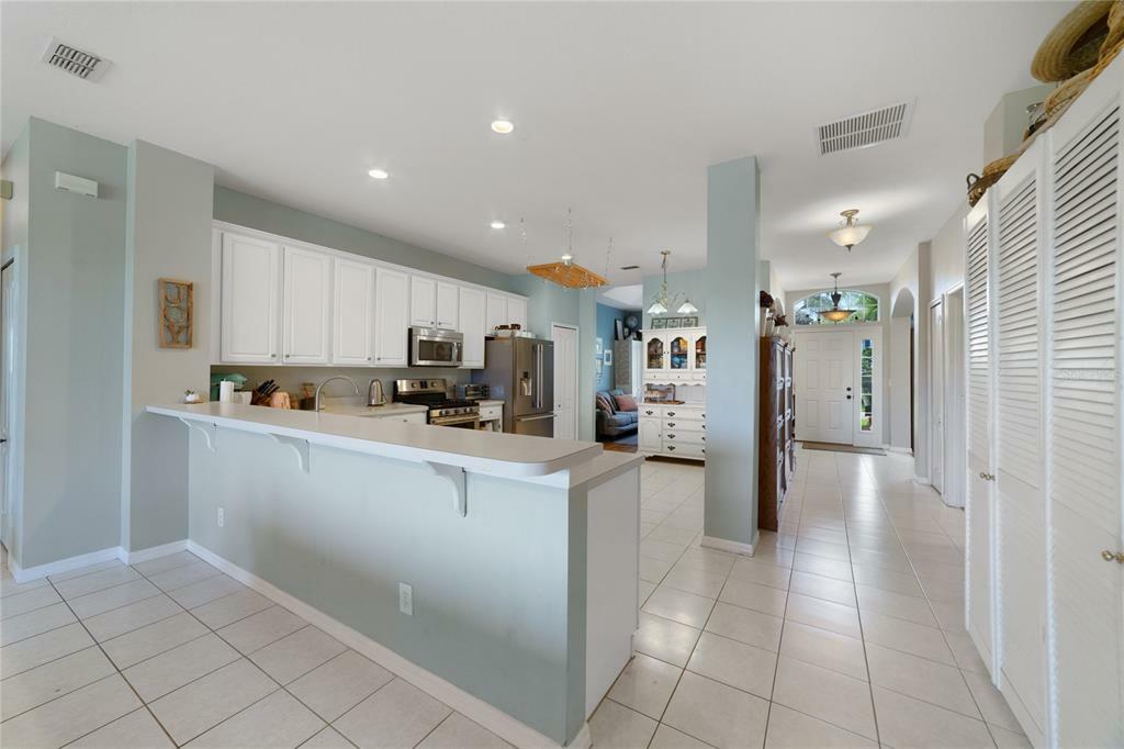 Property Photo: 13500 Guildhall Circle FL 32828