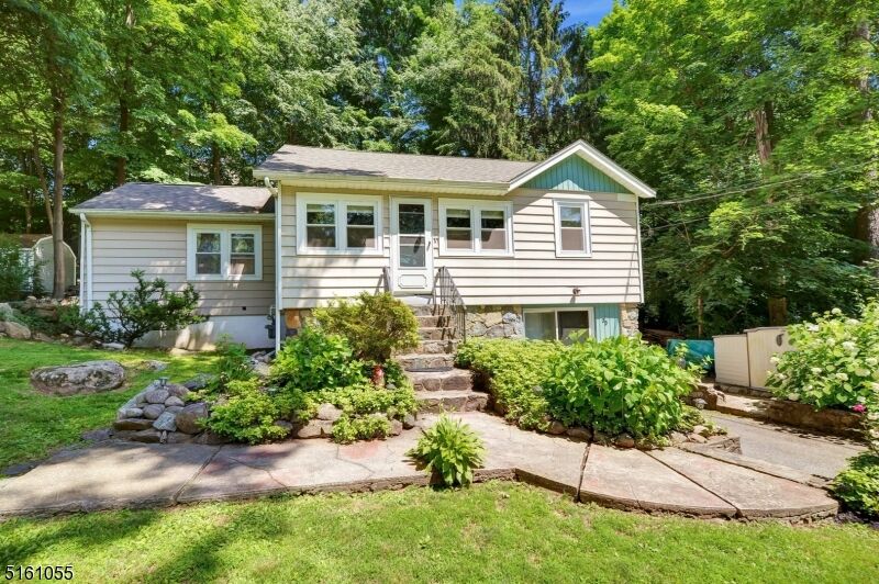 Property Photo: 35 Pequot Rd NJ 07456