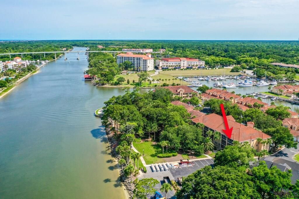 Property Photo:  102 Rivers Edge Lane 102  FL 32137 