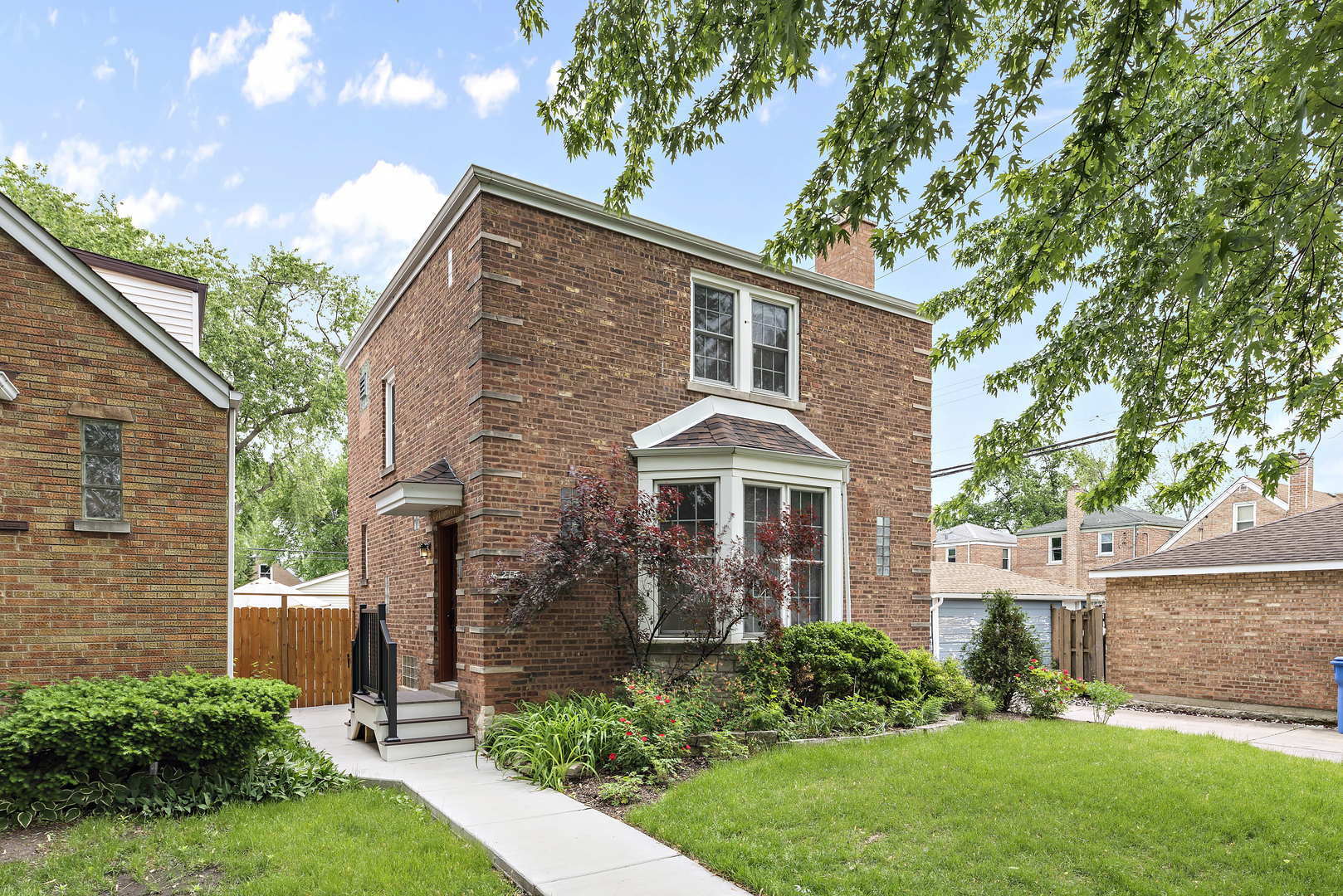 Property Photo:  5215 N Normandy Avenue  IL 60656 