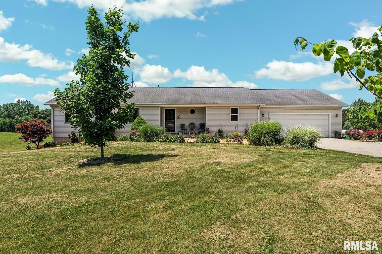 Property Photo:  219 County Road 1225 E  IL 61733 