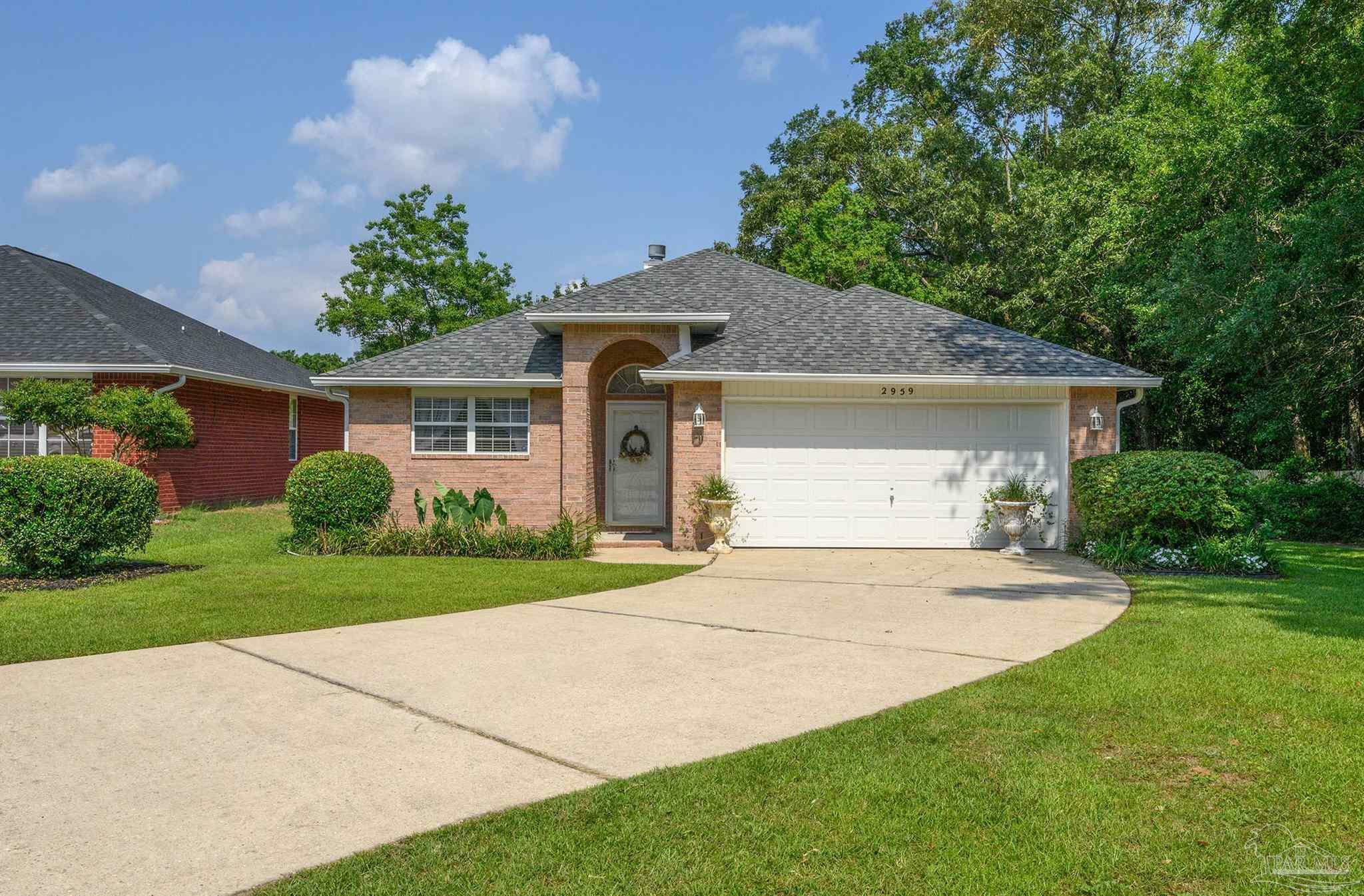 Property Photo: 2959 Turners Meadow Rd FL 32514